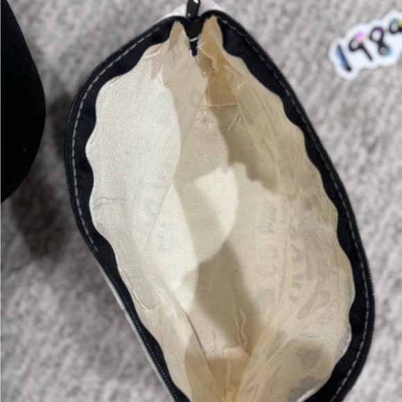 ☃️ Taylor Swift Themed Canvas Pouch☃️ - Picture 4 of 4